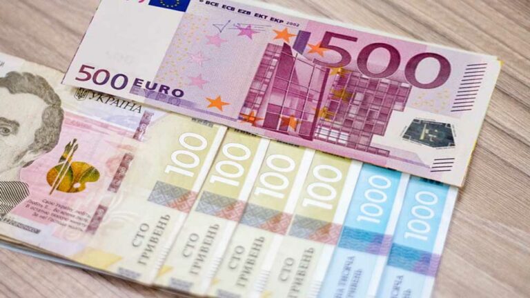 Названы зарплаты в Европе: сколько получают в Польше, Германии, Италии и других странах - today.ua