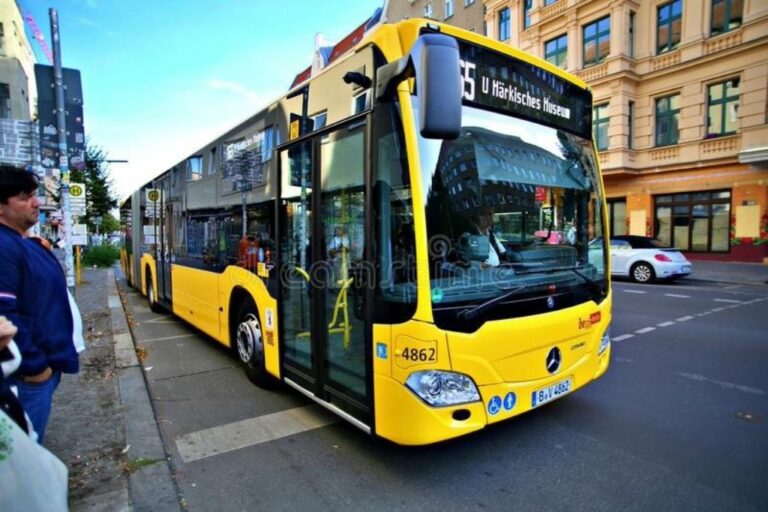 В Германии утвердили новый “дешевый“ проездной для метро, автобусов и поездов: сколько стоит билет на месяц - today.ua
