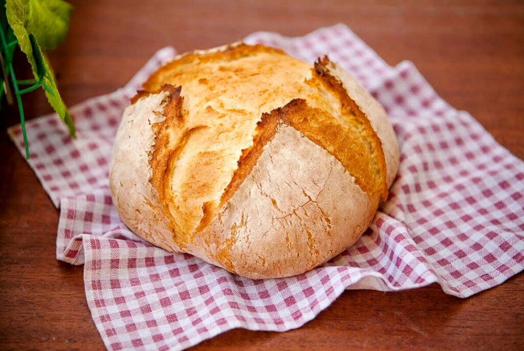Фахівці роз'яснили, чим відрізняється якісний хліб від борошняного виробу невисокого ґатунку