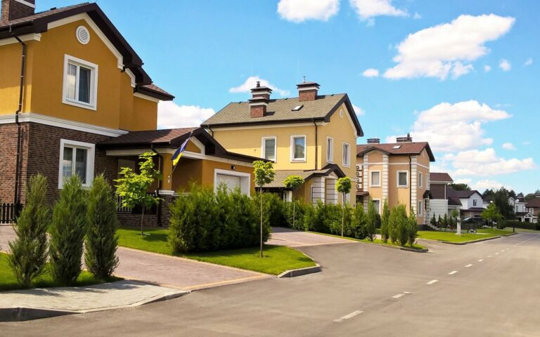 Цены стремительно растут: сколько стоит самое дешевое жилье в коттеджных городках Киева - today.ua