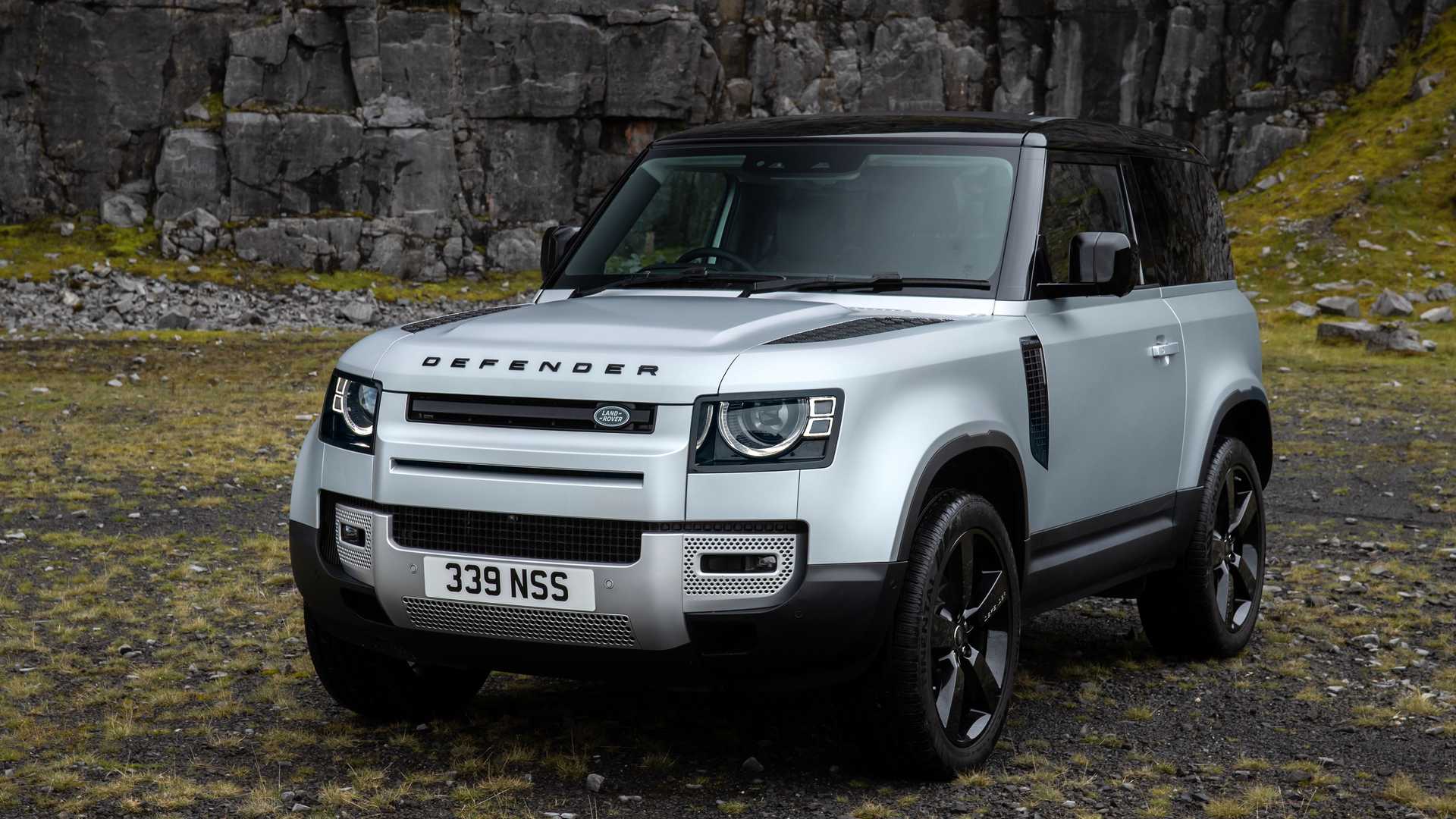Land Rover запретил покупателям перепродавать внедорожники Defender 