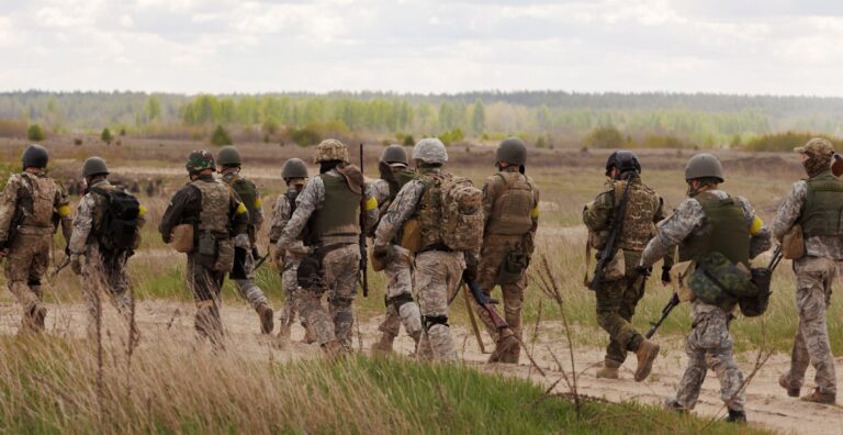 Мобілізація чоловіків без військового досвіду: хто підлягає призову, і коли відправлять на фронт - today.ua