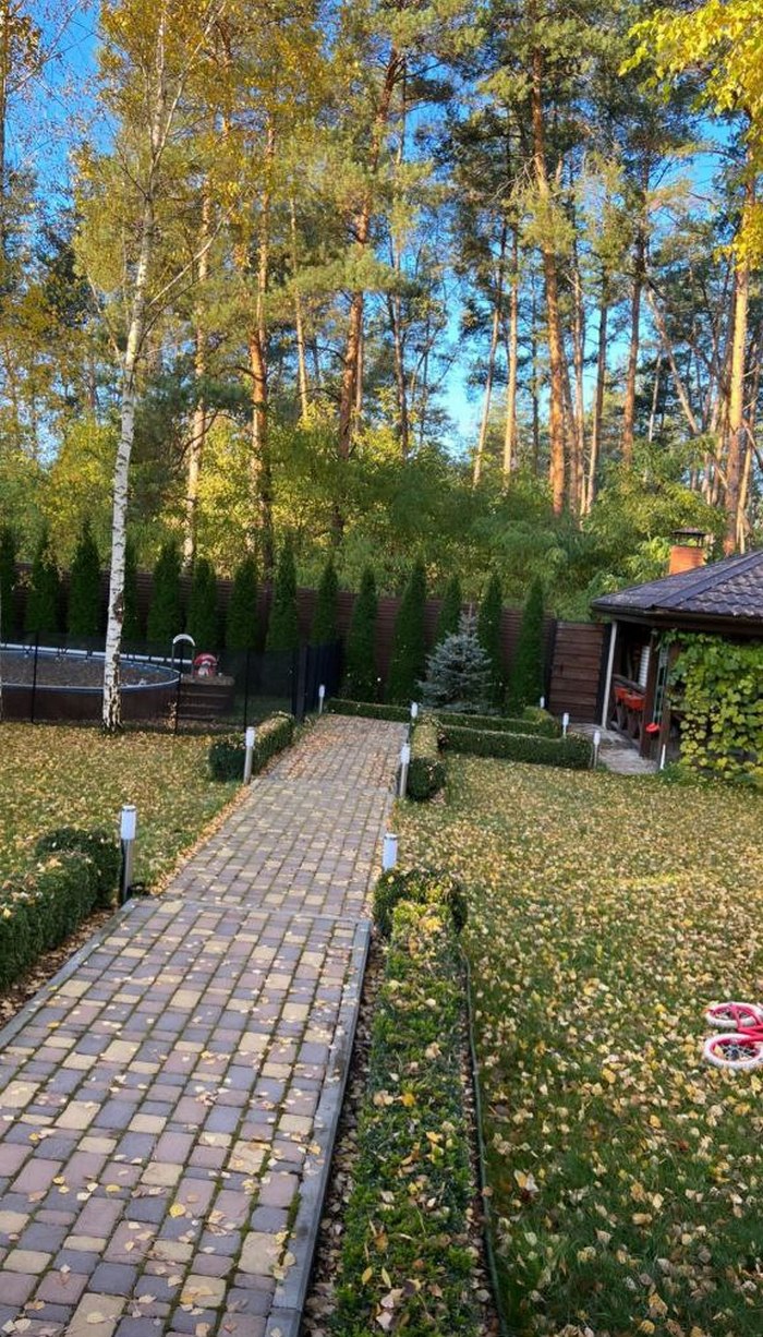 Настоящий рай: Лилия Ребрик показала, как выглядит ее загородный дом осенью