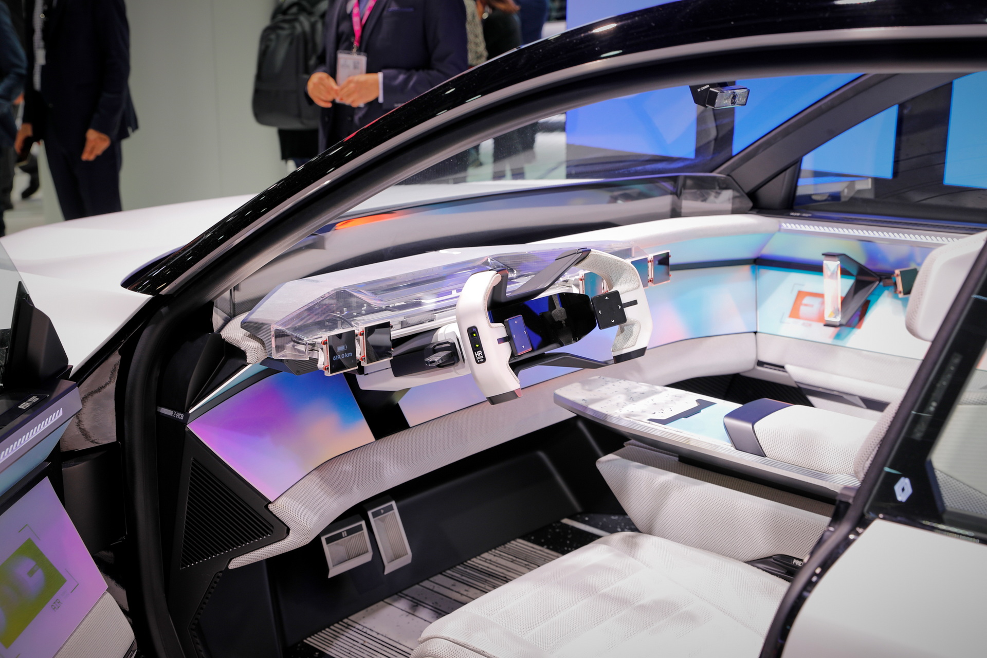 Новий Renault Scenic працюватиме на водні Новий Renault Scenic працюватиме на водні - today.ua