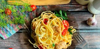 Спагетті з куркою: як приготувати апетитну страву на вечерю за півгодини - today.ua