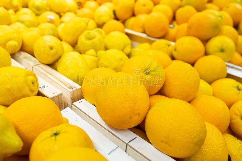 Ціни на цитрусові б'ють рекорди: скільки доведеться віддати за кілограм лимонів та апельсинів