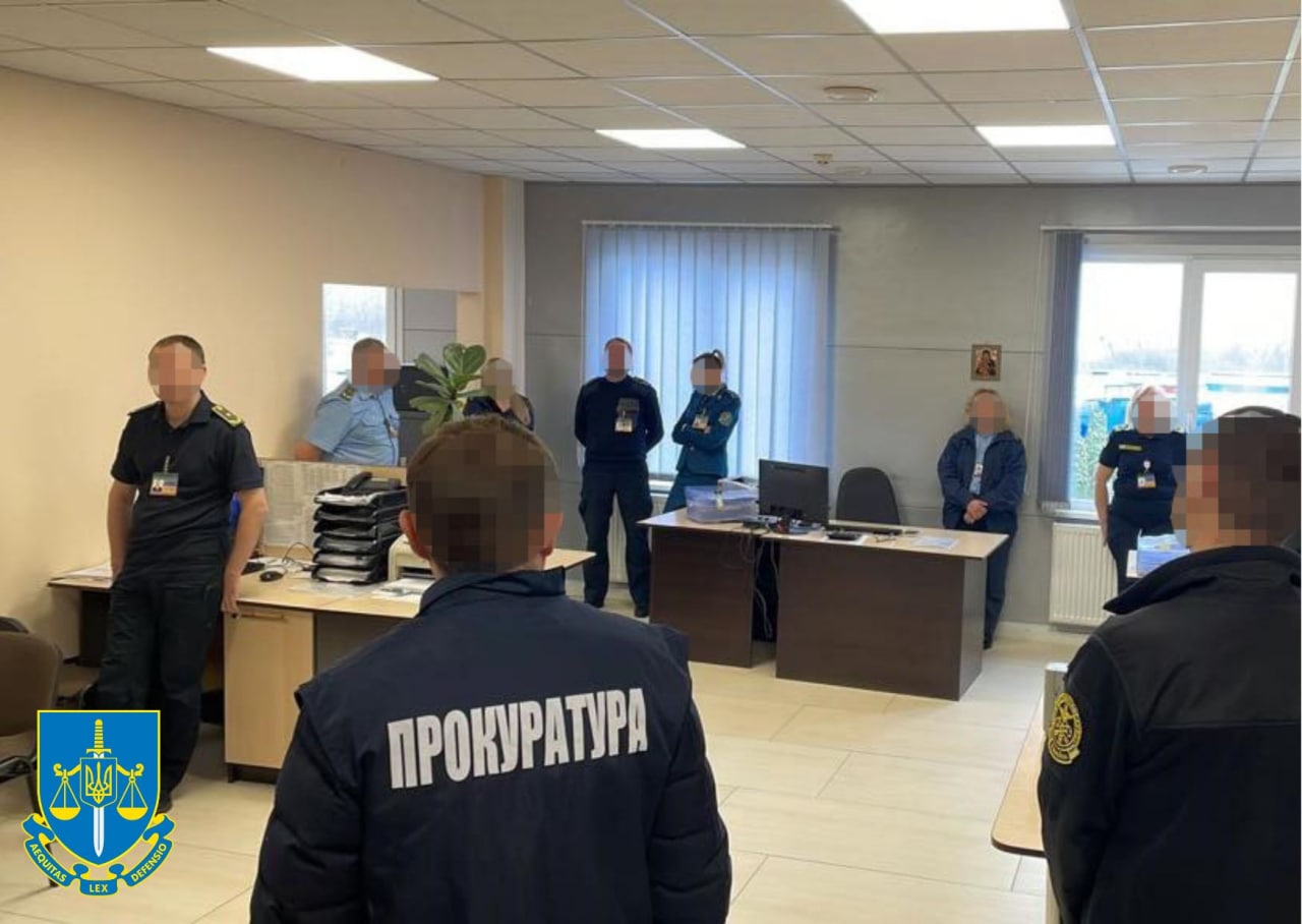 На Львівщині викрили незаконну схему розмитнення євроблях