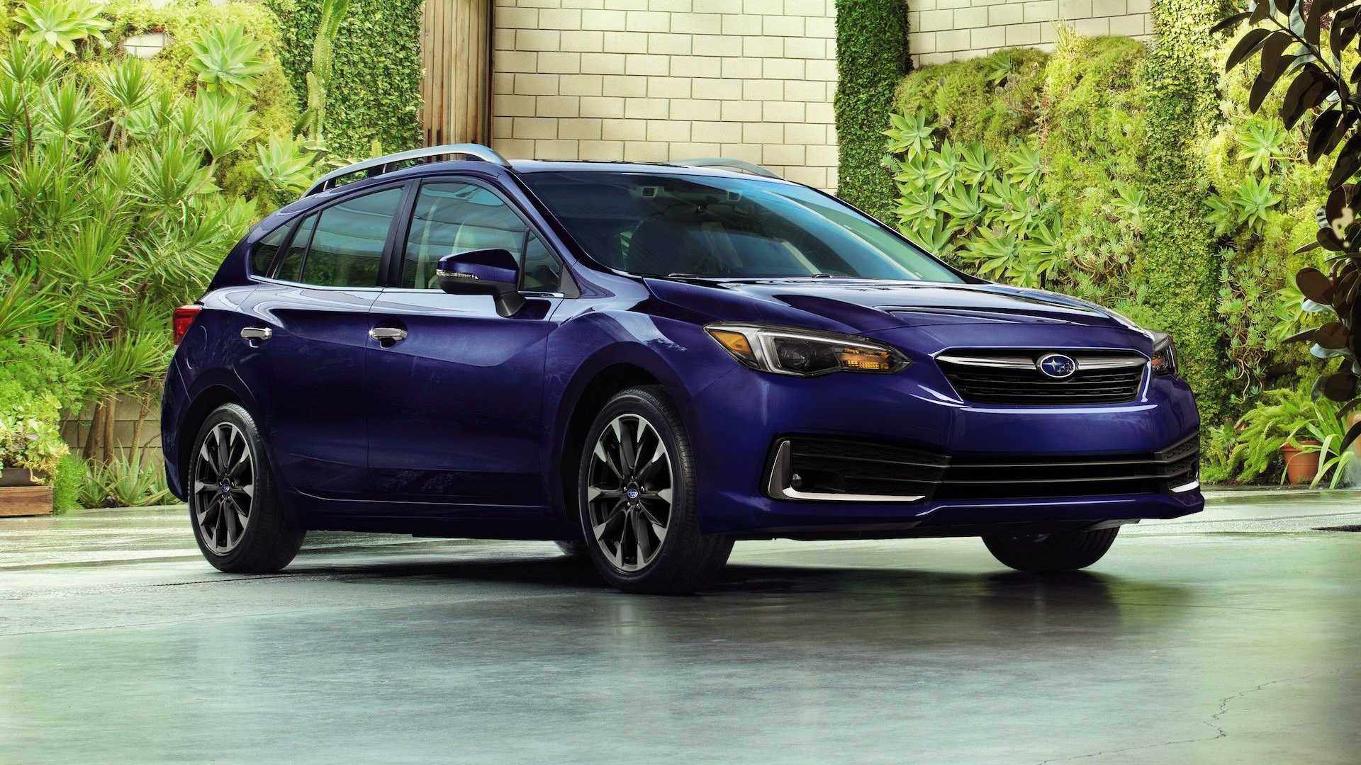 Subaru показала на тизере Impreza нового поколения