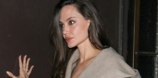 Анджелина Джоли в пальто-халате показала, как стильно носить самую трендовую верхнюю одежду 2022 года - today.ua