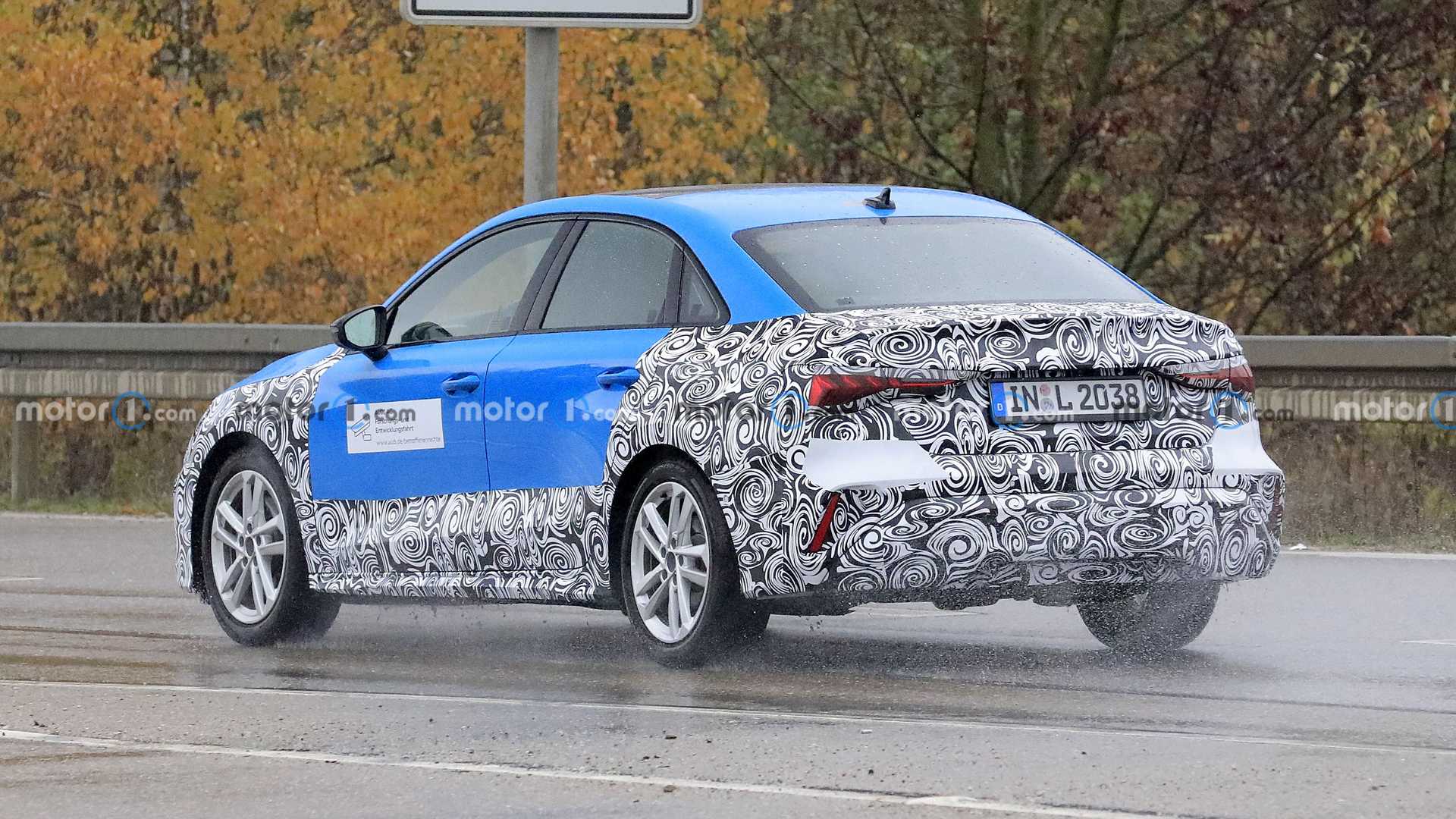 Обновленный седан Audi A3 заметили во время тестов