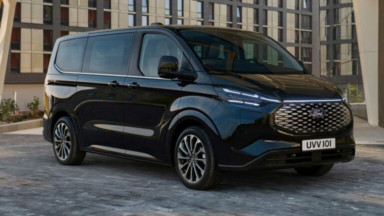 У Європі з'явився електричний Ford E-Tourneo Custom - today.ua
