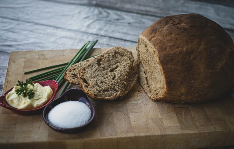 Хлеб и соль стали дороже: как за месяц изменились цены на эти продукты - today.ua