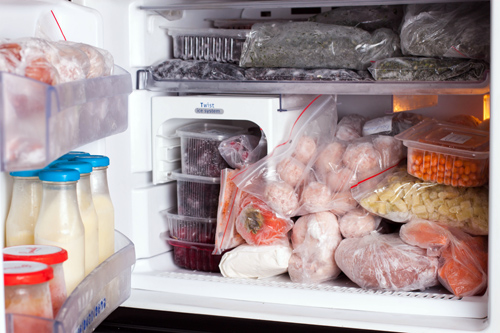 Как сохранить продукты без холодильника, когда выключили электричество: полезные советы