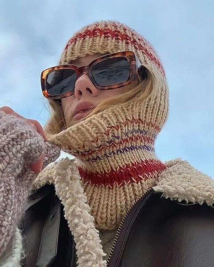 Заменяет шарф и шапку: Злата Огневич показала самый модный головной убор этой зимы