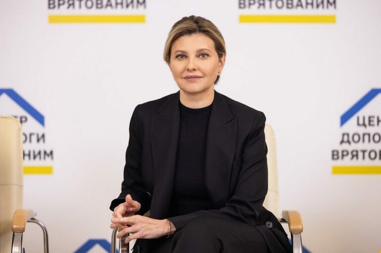 Елена Зеленская показала самую модную обувь осени: новый выход первой леди Украины - today.ua