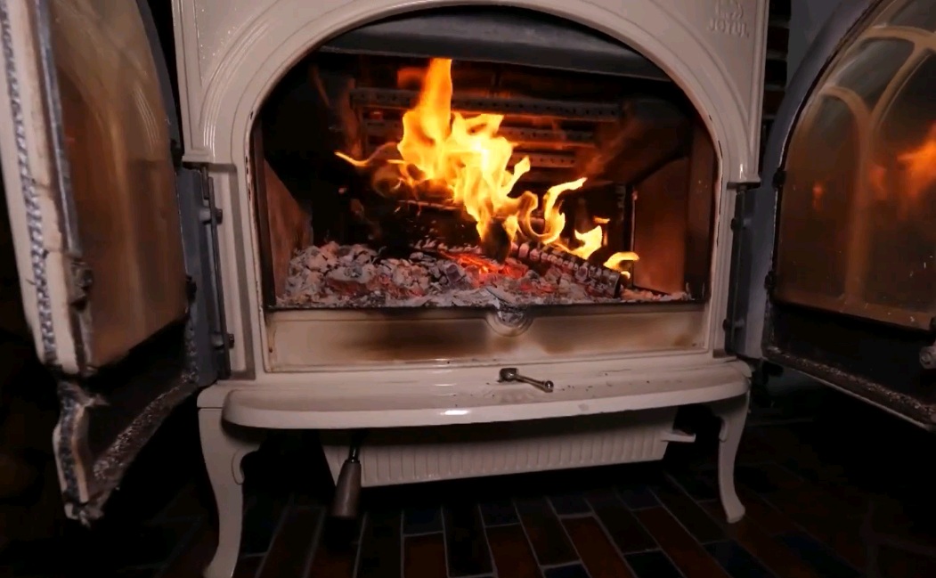 Украинцам показали буржуйки на разный вкус и кошелек, но всюду их устанавливать нельзя - today.ua