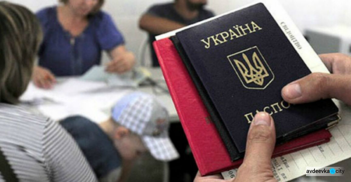 Переселенцям в Україні почнуть скасовувати виплати за житло: на кого чекають перевірки