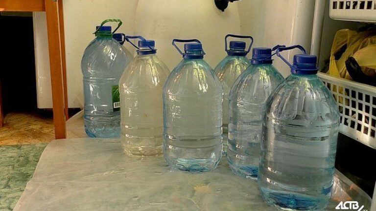 Українцям порадили, як робити запас води: де брати, та як зберігати - today.ua