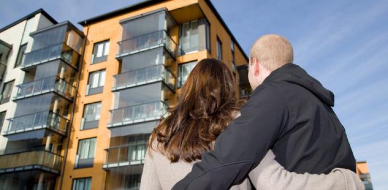 Українцям радять не купувати квартири зараз: на ринку житла очікують великих змін