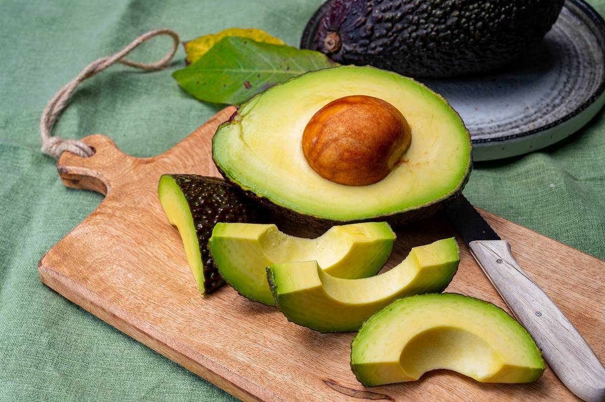 Омлет с авокадо по-мексикански: рецепт вкусного и полезного завтрака на скорую руку