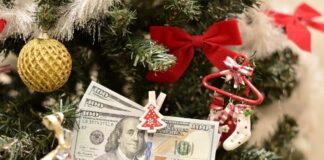 Як залучити гроші в дім: 3 новорічні ритуали для багатства та успіху - today.ua