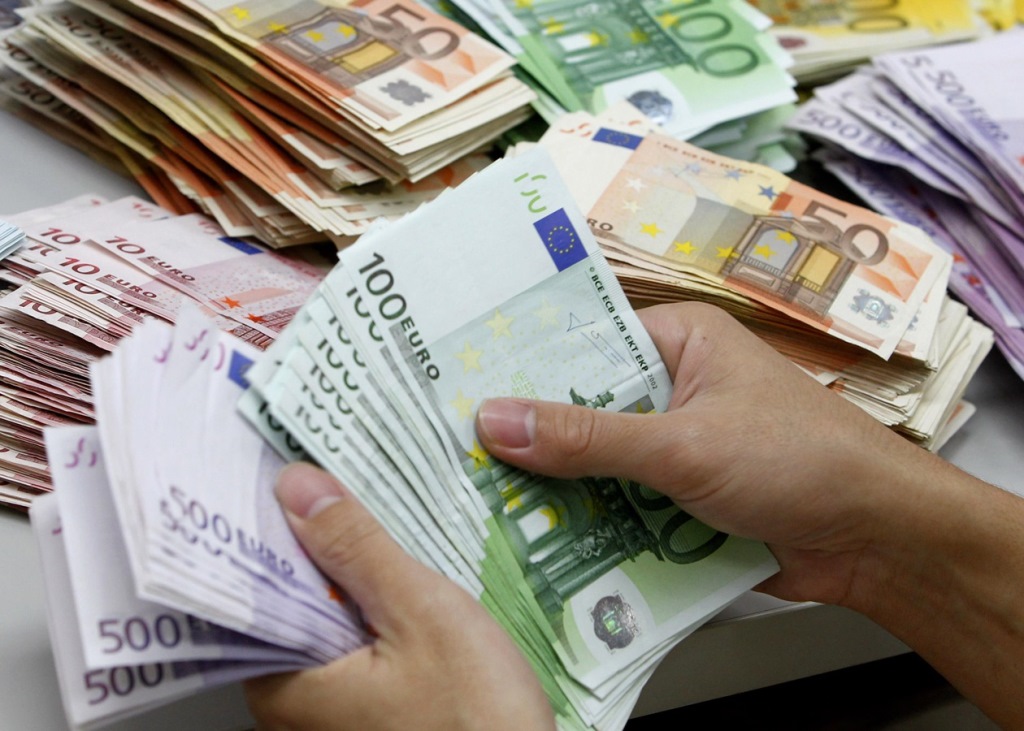 В НБУ сделали заявление о переходе Украины с гривны на евро
