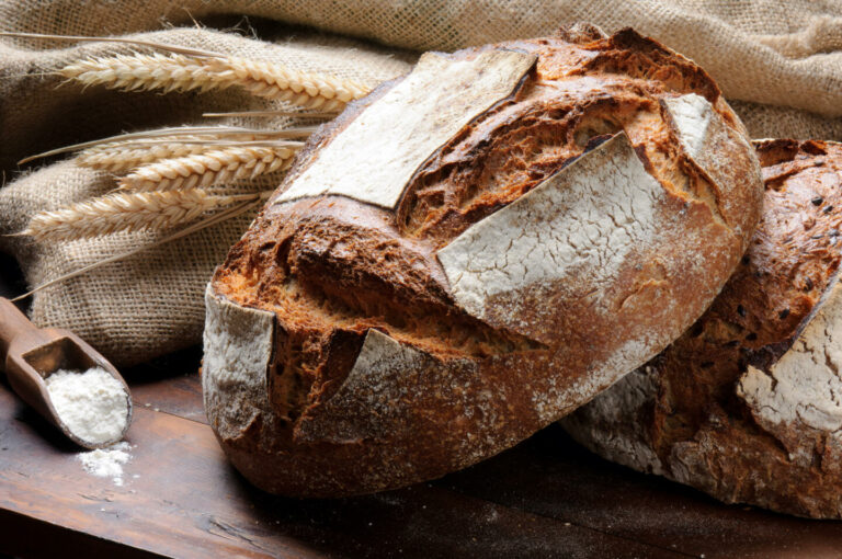 В Украине третий месяц подряд дорожает хлеб: сколько стоит стратегический продукт в супермаркетах в декабре - today.ua