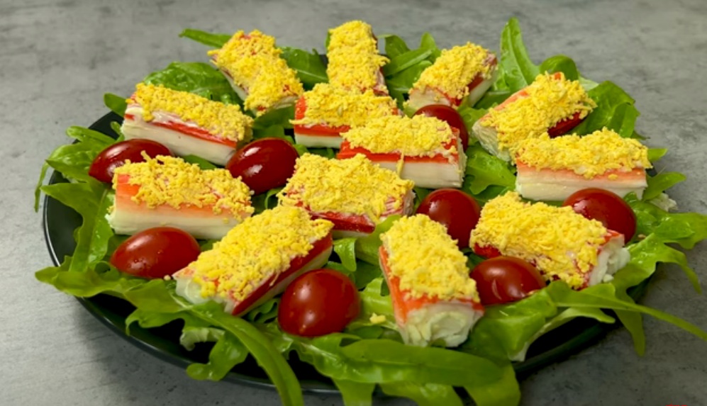 Фаршировані крабові палички: гарна та смачна страва до новорічного столу, яка готується за лічені хвилини - today.ua