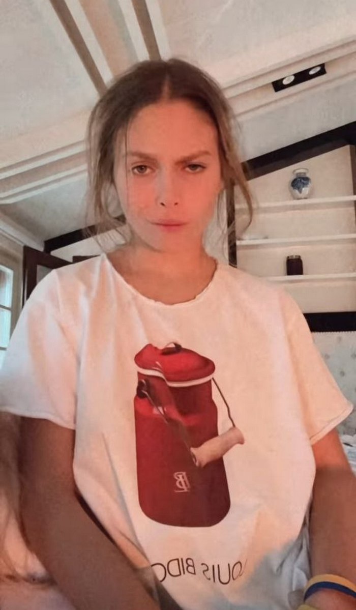 Оля Полякова впервые за долгое время показала свою подросшую младшую дочь - растет настоящей красавицей