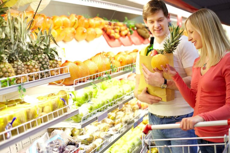 У Польщі різко подорожчали продукти: які ціни у супермаркетах у грудні - today.ua