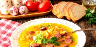 Гороховий суп з копченою куркою: найсмачніший рецепт першої страви на обід  - today.ua