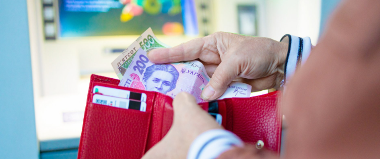 У НБУ розповіли, яких фальшивих банкнот найбільше в Україні