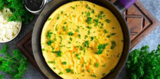 Омлет із сиру: рецепт ситної білкової страви на сніданок - today.ua