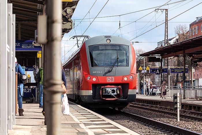 В Германии назвали дату запуска и условия покупки проездного за 49 евро
