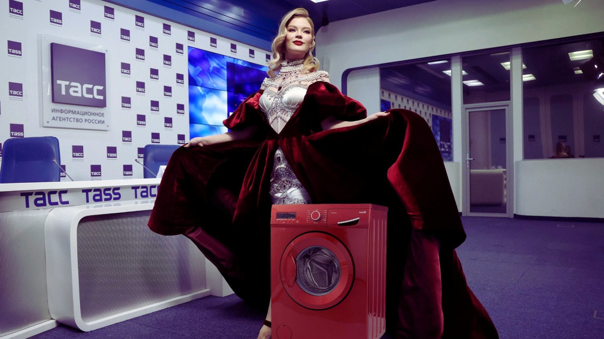 Як виглядає Анна Ліннікова, яка представляє Росію на конкурсі “Міс Всесвіт“