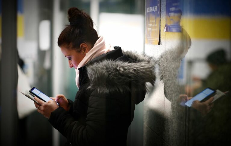 Київстар, Vodafone та lifecell назвали найдешевші тарифи 2023 року - today.ua