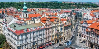 Чехия и Словакия продлили программы приема украинских беженцев: какие льготы будут действовать в 2023 году - today.ua