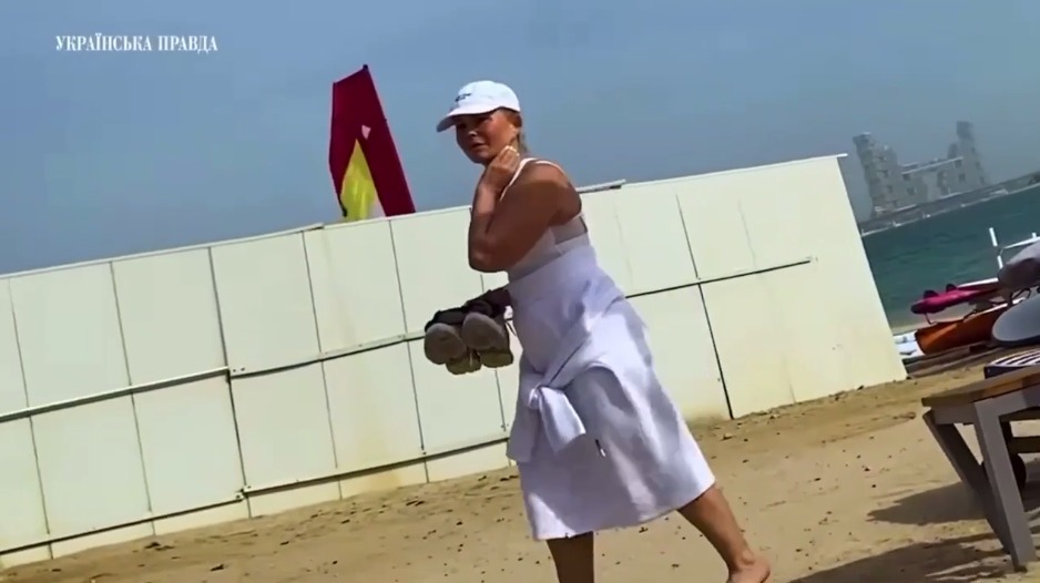 Юлія Тимошенко сильно розповніла: папараці злили фото нардепа у купальнику у Дубаї
