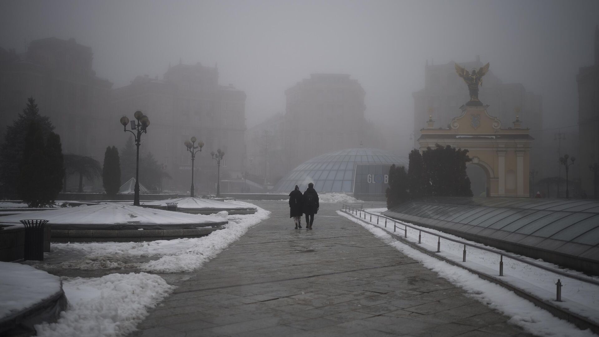 В Киеве и области ввели новые графики отключений света: на какие группы поделили потребителей