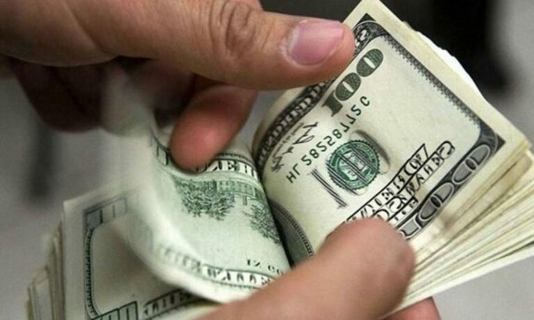 В Украине появились меченые доллары: как распознать фальшивые купюры - today.ua