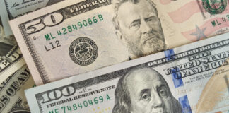 Доллар подешевел еще больше: какой курс валют установили банки в последний день января - today.ua