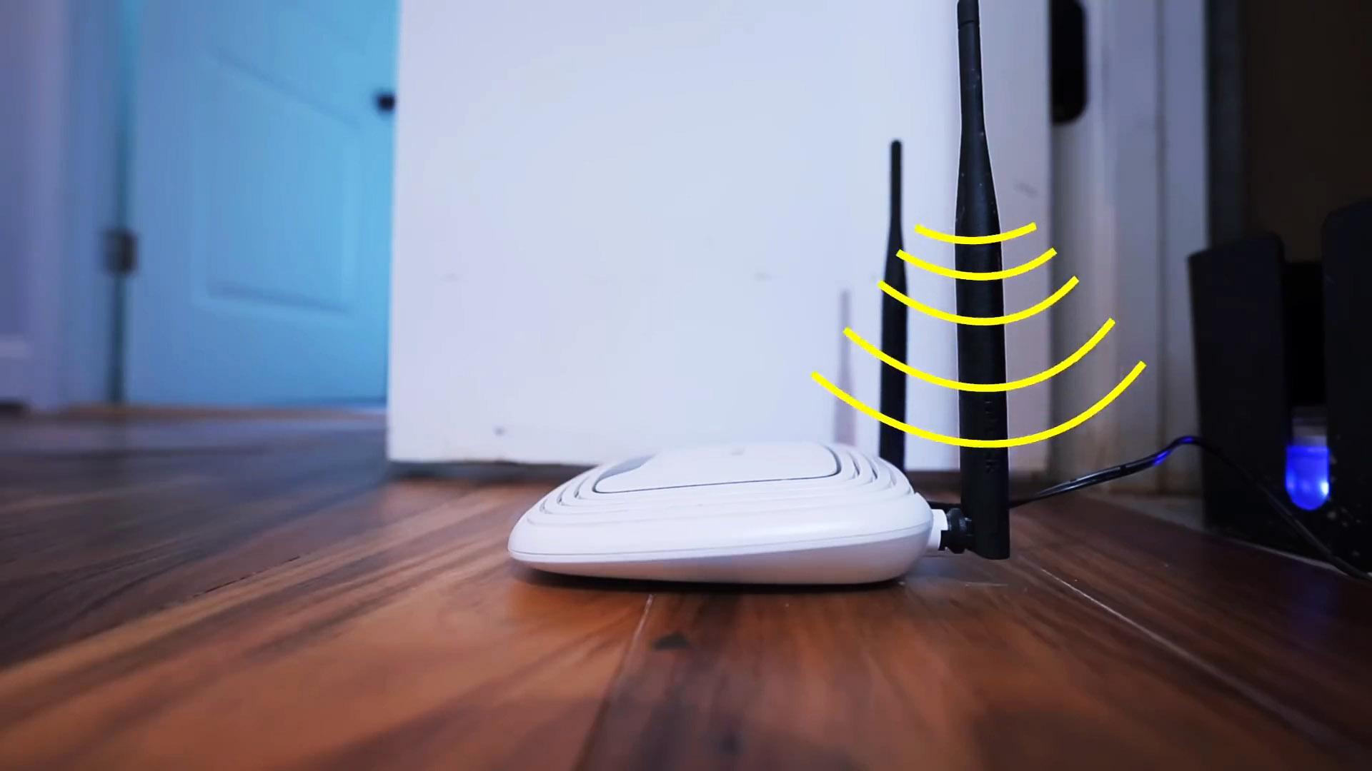 Стало известно, что нельзя ни в коем случае класть рядом с роутером - today.ua