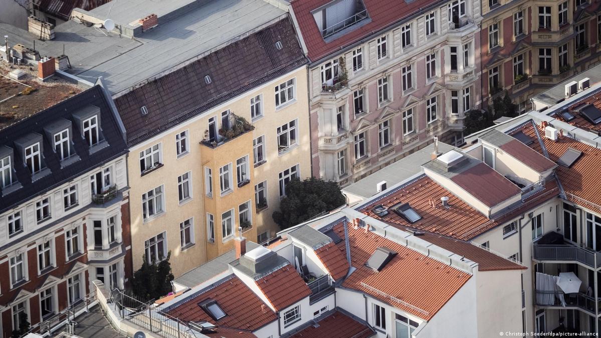 У Німеччині знизяться ціни на нерухомість у великих містах: коли і на скільки обвалиться ринок