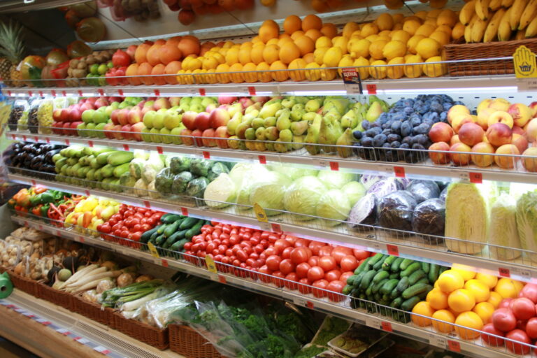 В Украине изменились цены на овощи и фрукты: что в январе подорожало больше всего - today.ua
