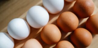 Почему яйца нежелательно хранить в холодильнике: названы основные причины - today.ua