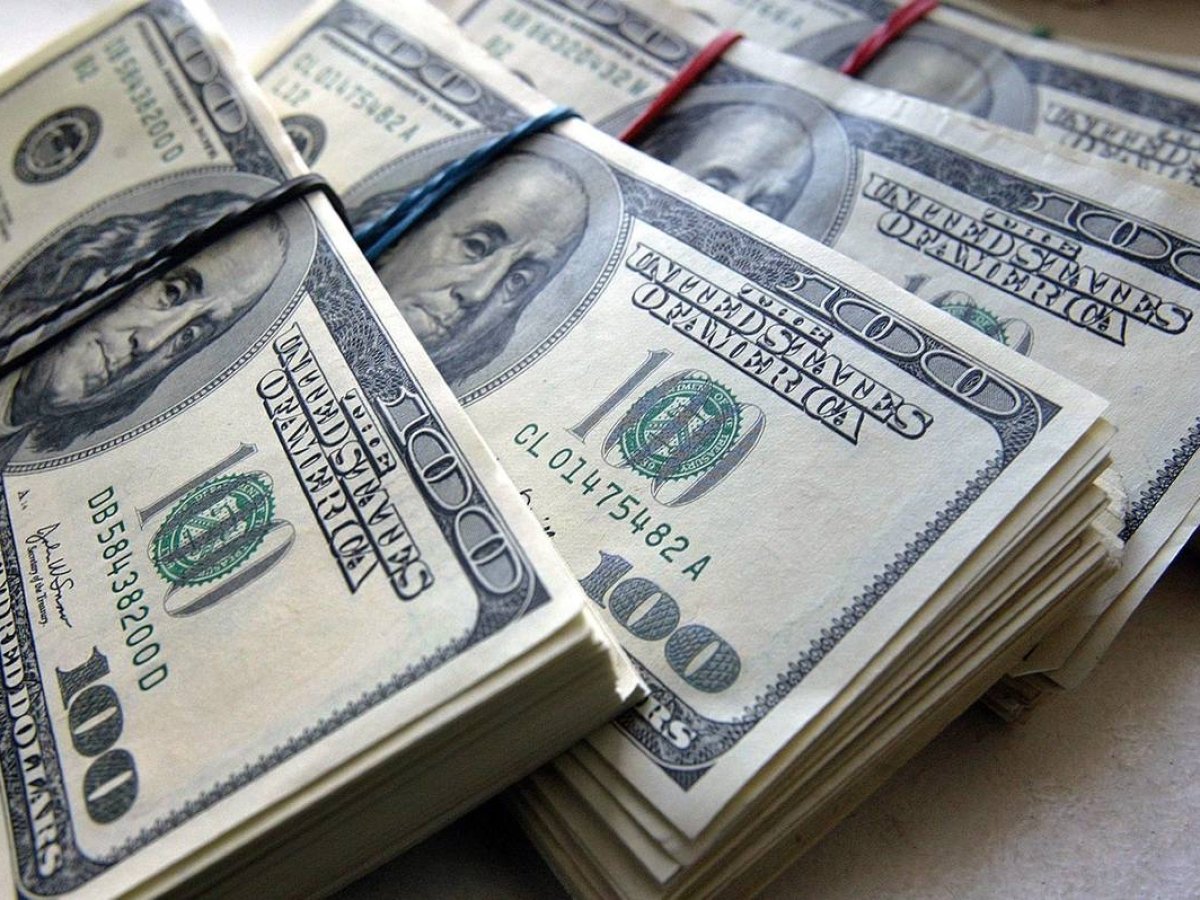 Долар продовжить зростати: банкір розповів, коли валюта перетне позначку 40 гривень