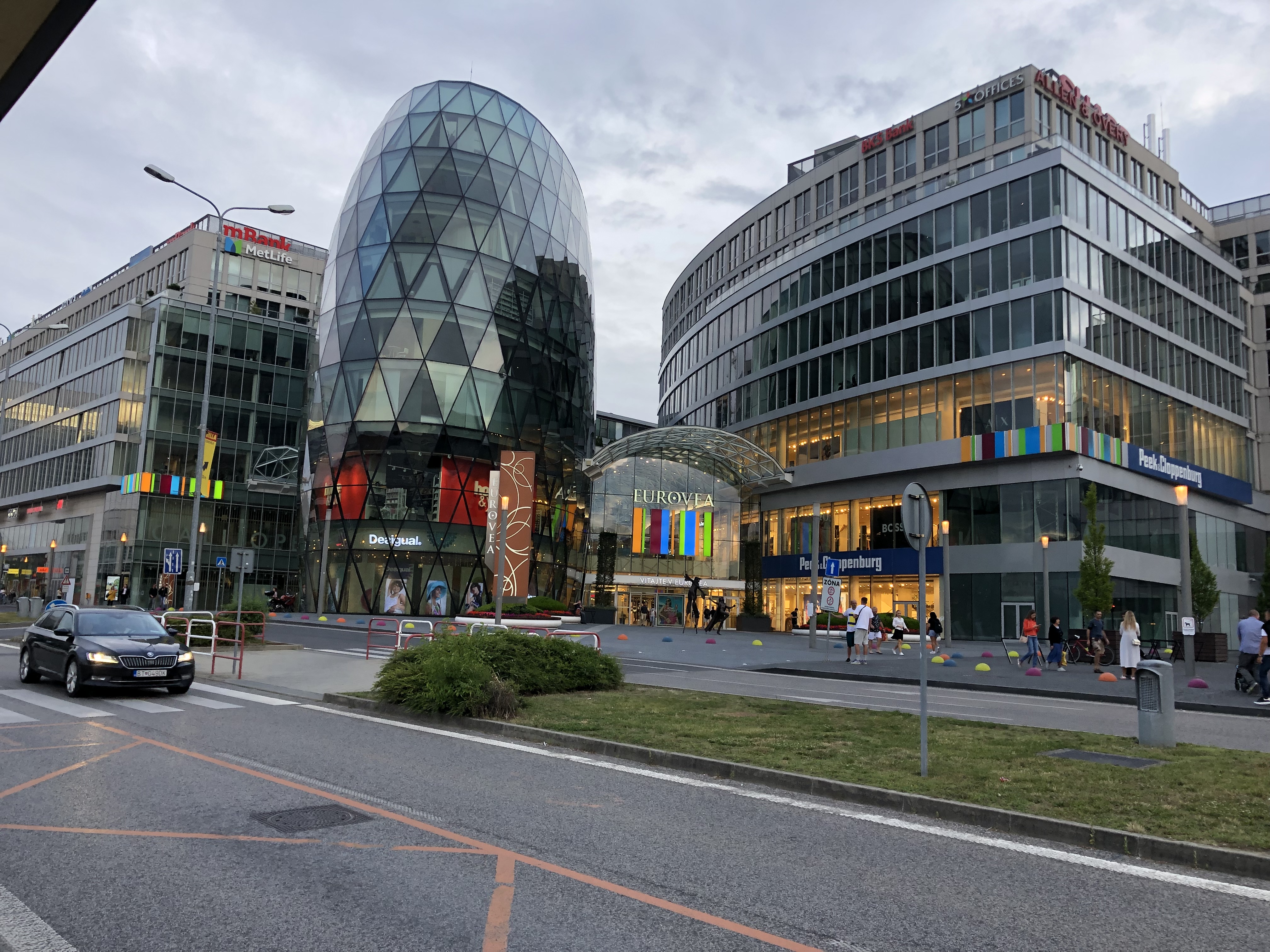 Бесплатное высшее образование за границей. Почему я выбрала Словакию