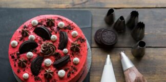 “Червоний Валентин“: рецепт швидкого та смачного торта на День закоханих без випічки - today.ua