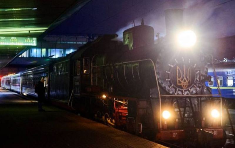 Укрзализныця запустила уникальный поезд, который будет курсировать по выходным