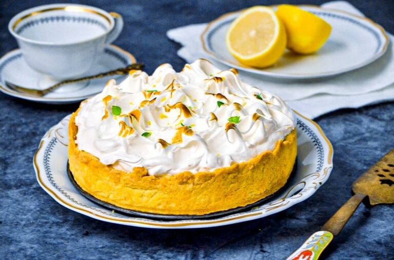 Лимонний тарт: рецепт знаменитого пирога, який готується без випічки - today.ua